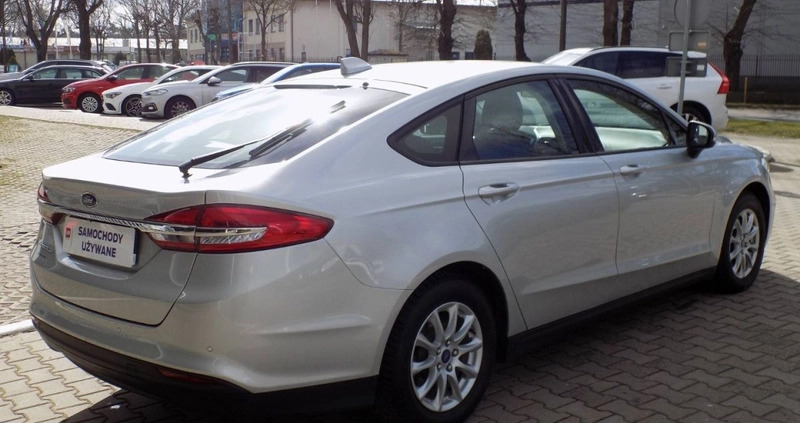 Ford Mondeo cena 88888 przebieg: 59700, rok produkcji 2020 z Szczecin małe 704